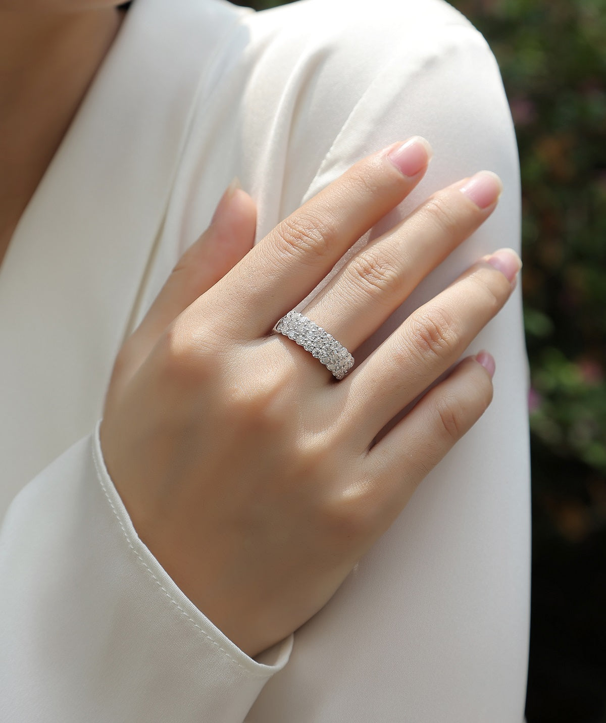Sun - 0.06 ct Per Stone