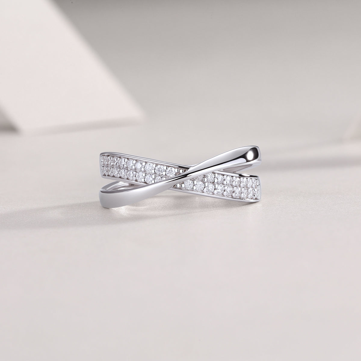 Lena - 0.05 ct Per Stone
