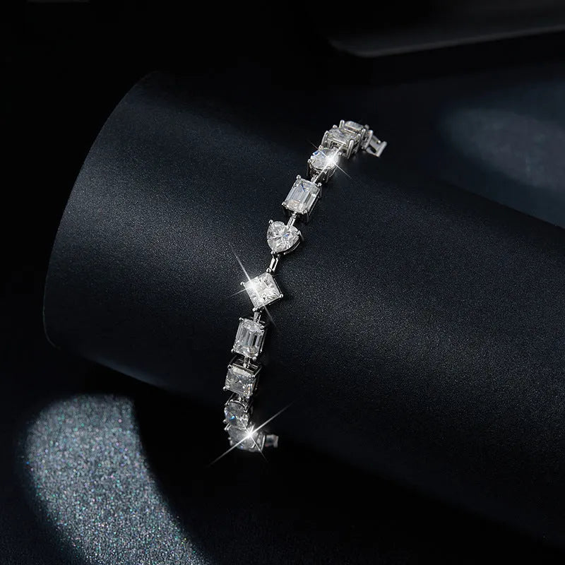 Solaris Bracelet - 1 ct Per Stone (16 - 18 ct total)