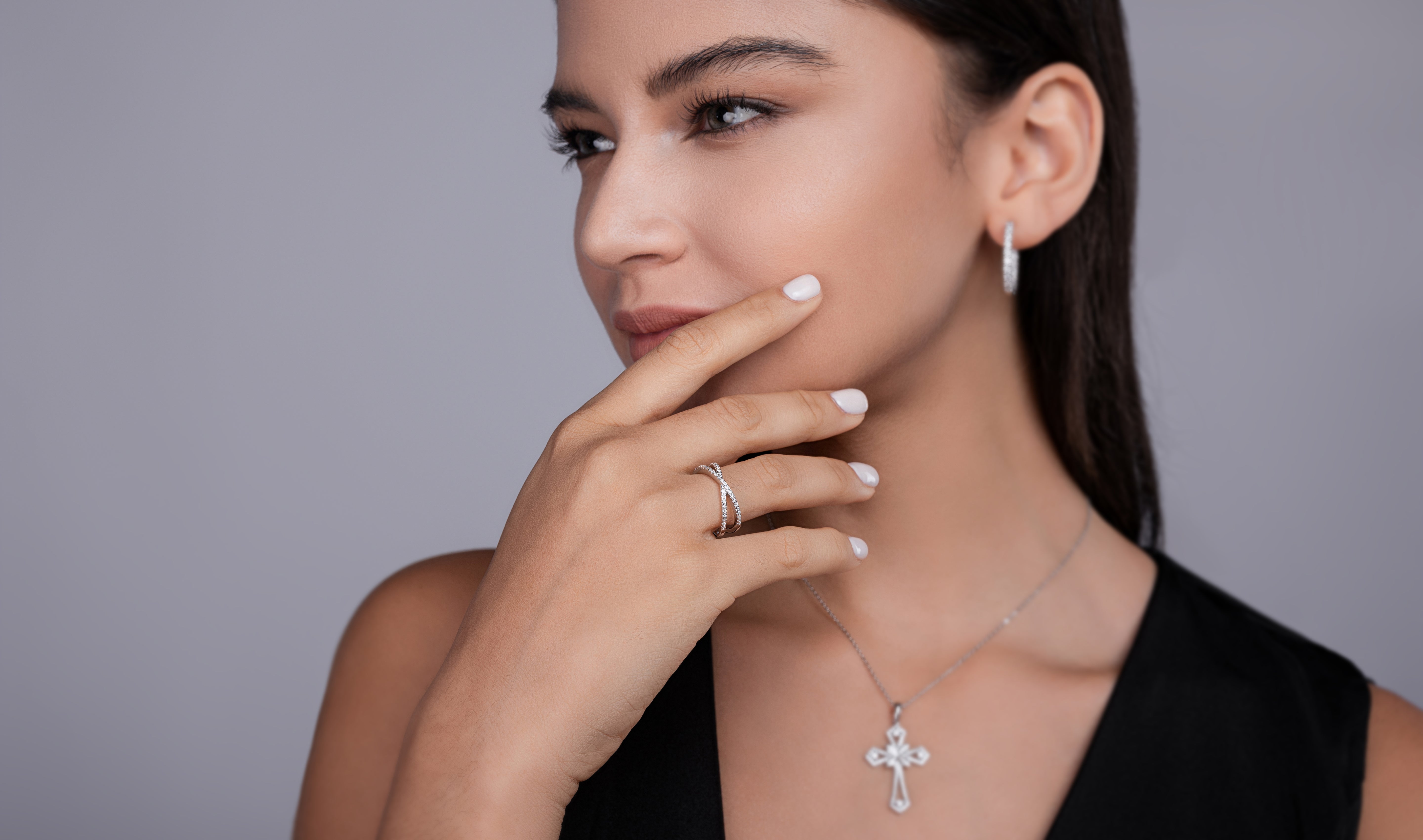 Lisa -0.03 ct Per Stone