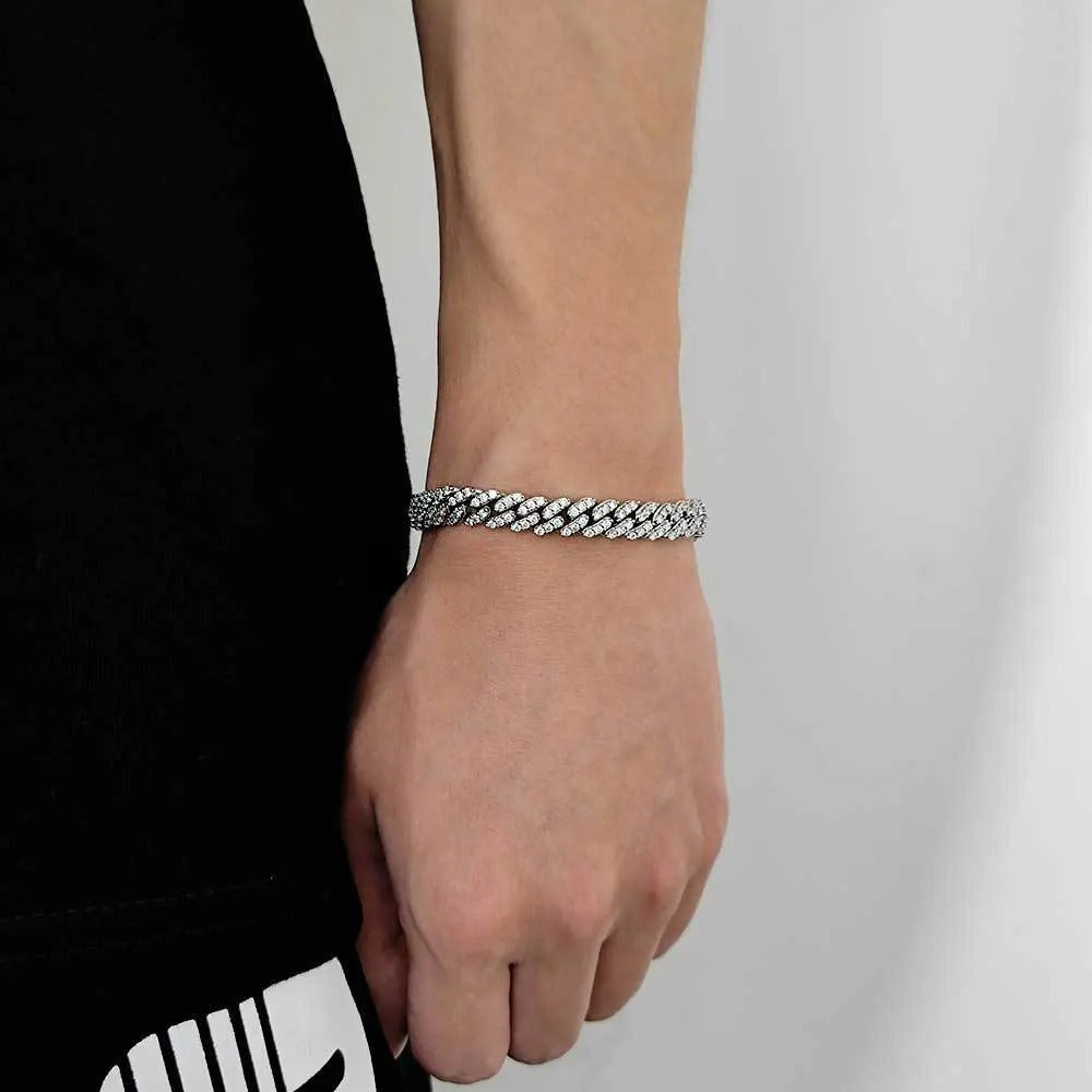 Mariposa - Cuban Link Bracelet
