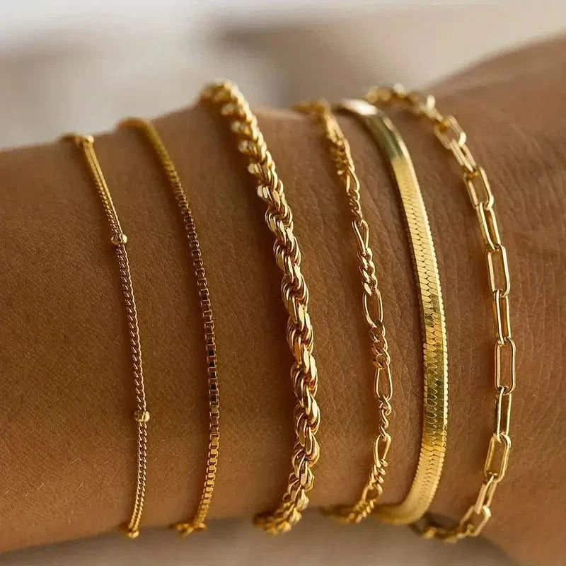 Alexis – Set of 6 Elegant Bracelets