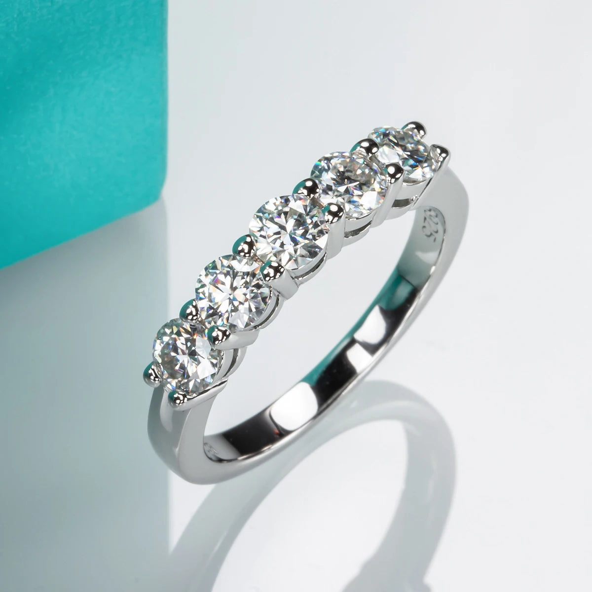 Eliana - 0.4 ct Per Stone (5 Stones Total)